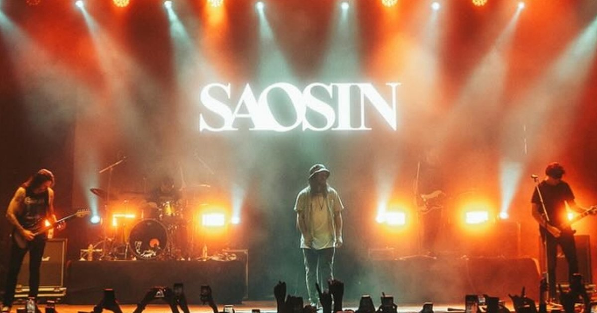 SAOSIN Bikin Emo Lovers Surabaya Terbuai Nostalgia, Beri Bocoran Rekaman Baru di Tengah Konser!
